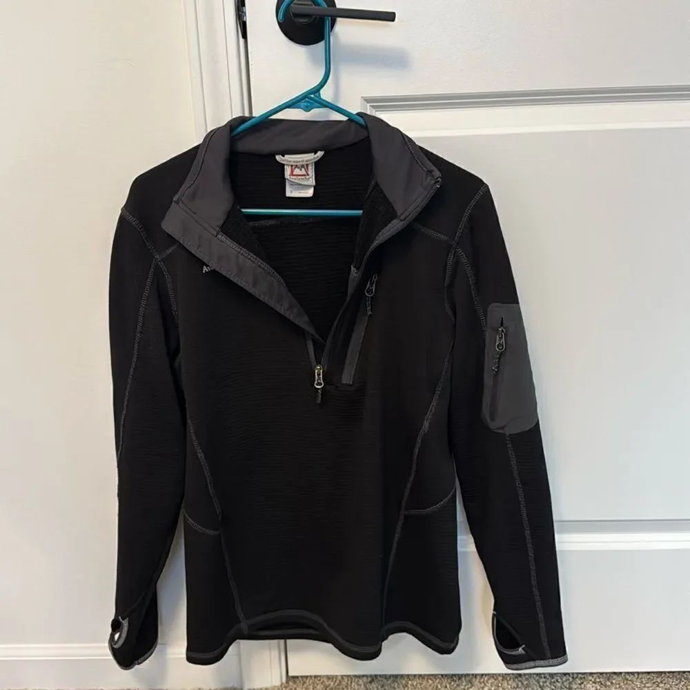 Avalanche Quarter Zip